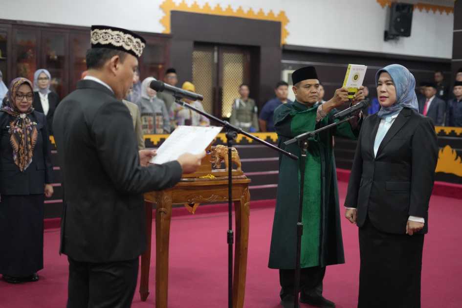Wali Kota Lantik Dra. Bayana jadi PJ Sekda Metro