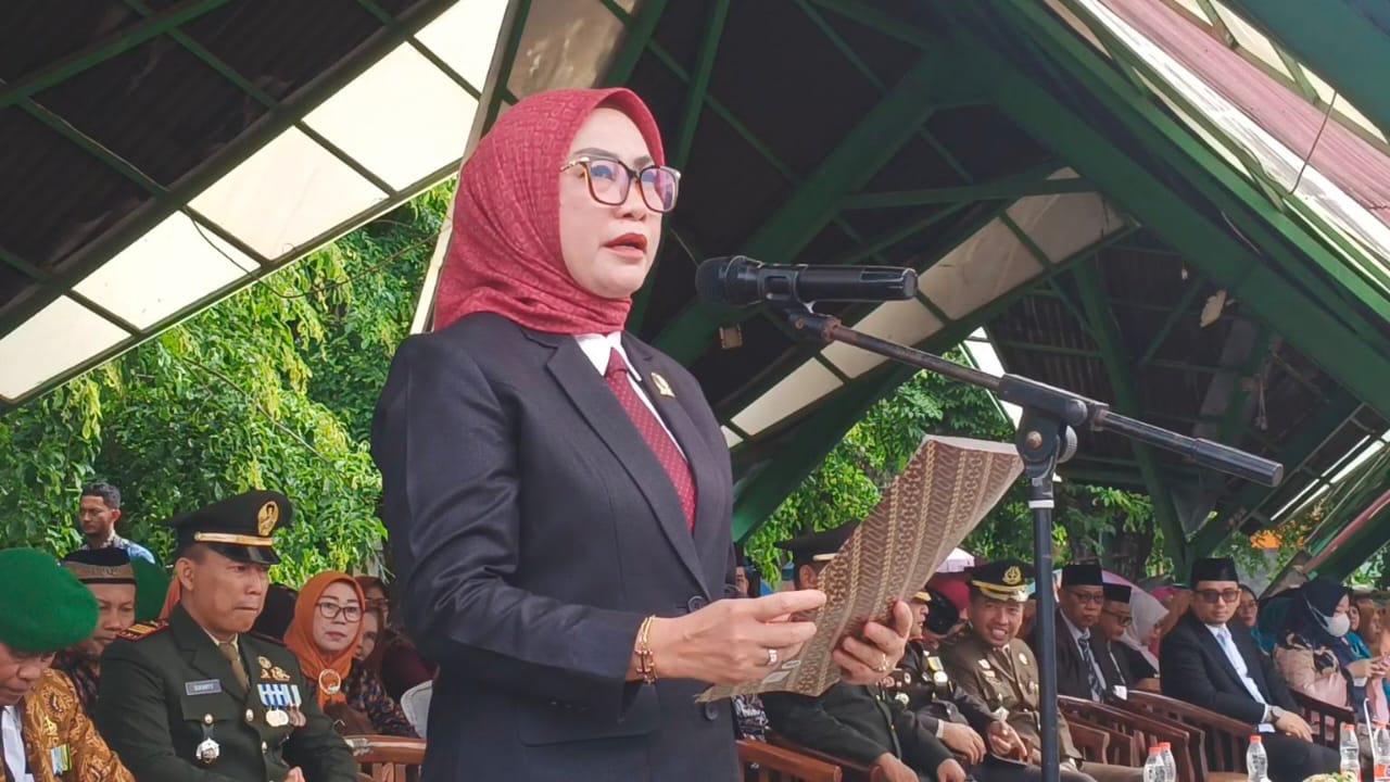 Ria Hartini Sampaikan Pesan Abadi Pahlawan untuk Generasi Penerus Metro